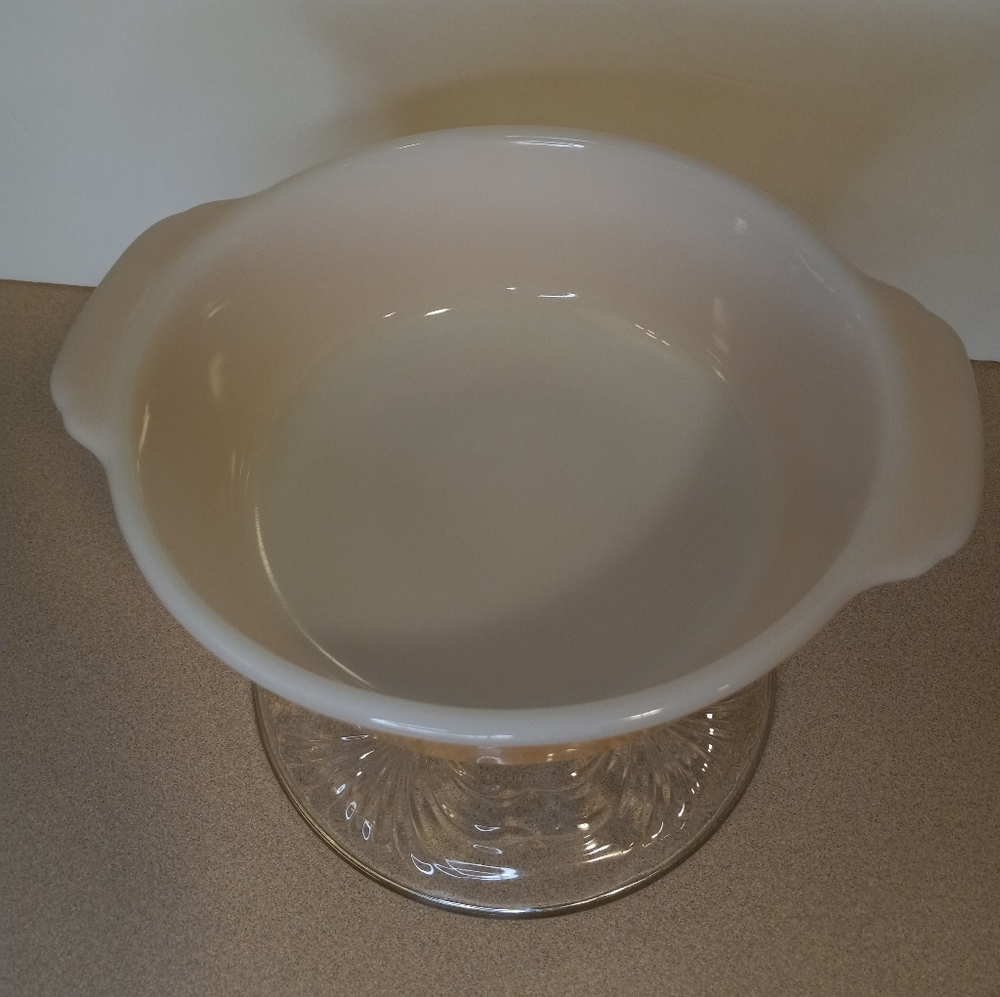 Pyrex Bowl - Picture 2 of 5
